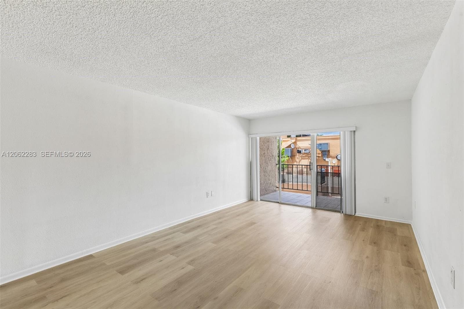 Los Arboles Condo · #B203 in Hialeah - Photo 9