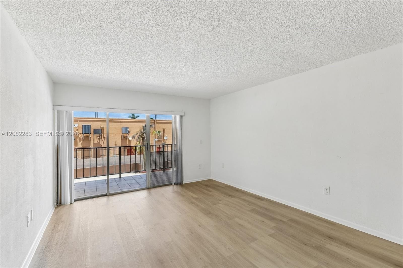 Los Arboles Condo · #B203 in Hialeah - Photo 10