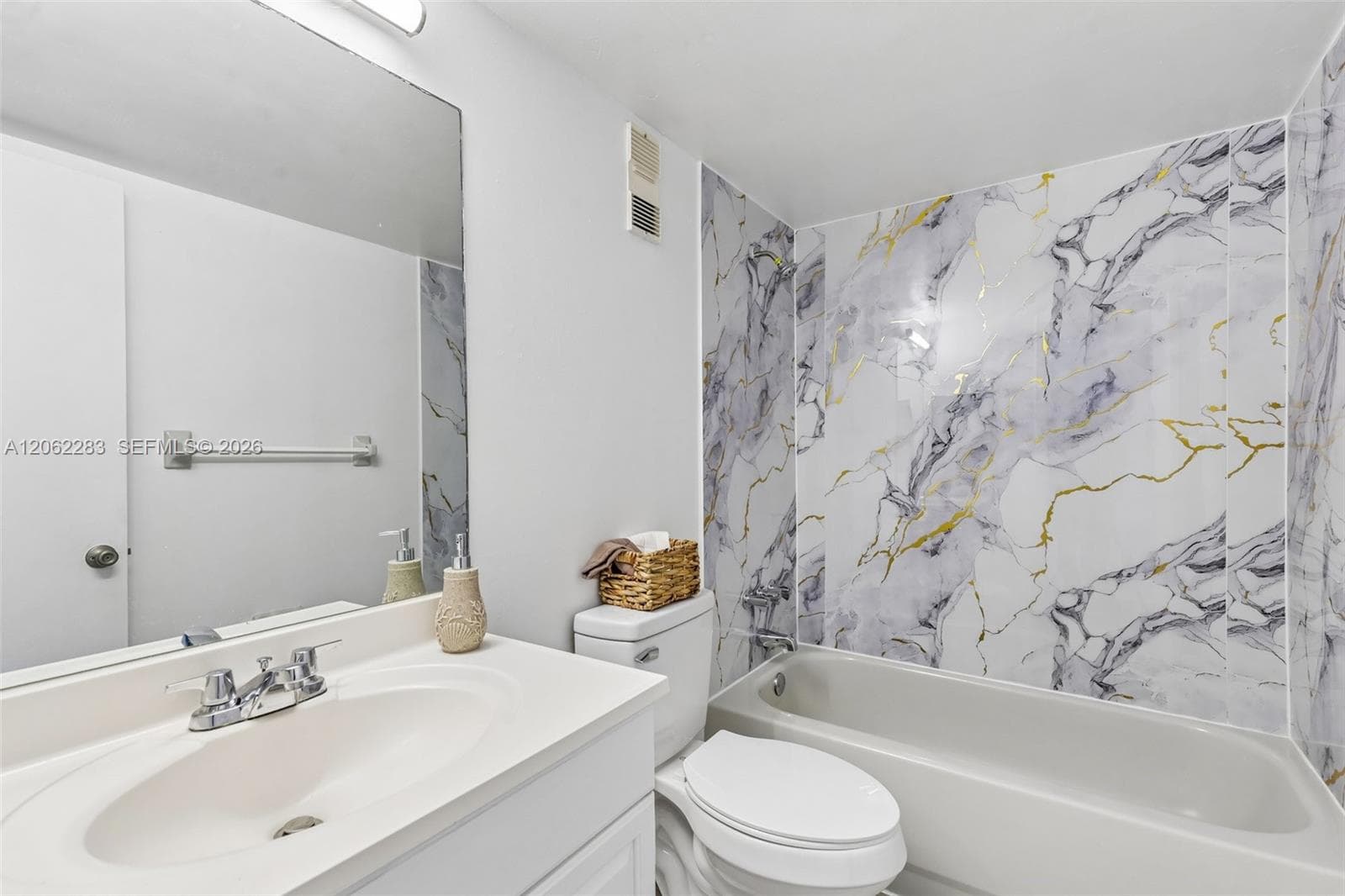 Los Arboles Condo · #B203 in Hialeah - Photo 33