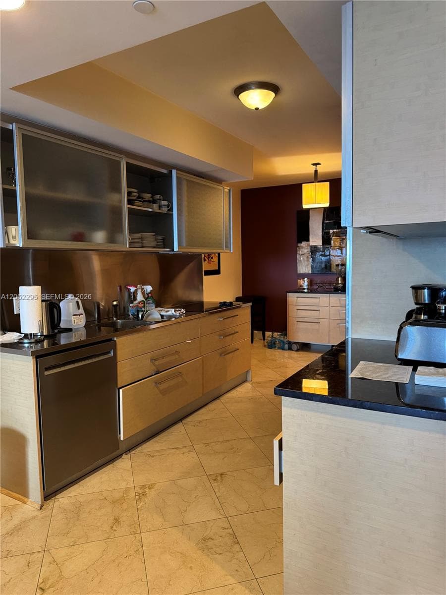BEACH CLUB CONDO · #4203 in Hallandale Beach - Photo 11
