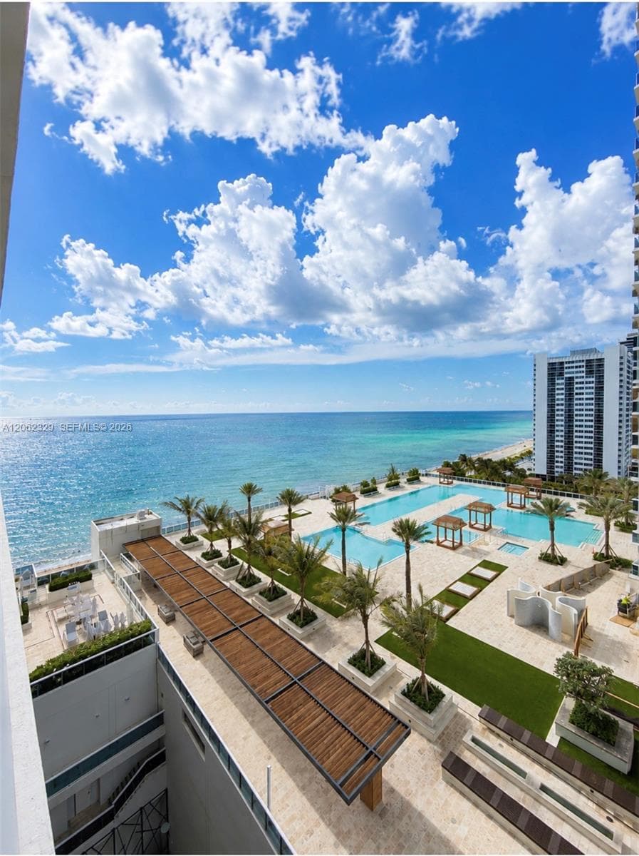 Beach Club Two · #1405 in Hallandale Beach - Photo 2