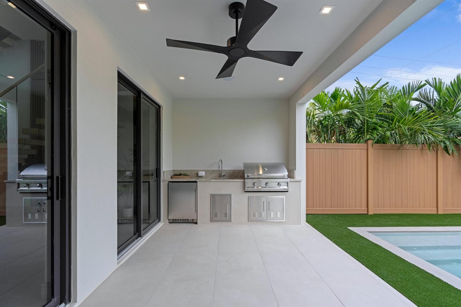 Summer Kitchen
