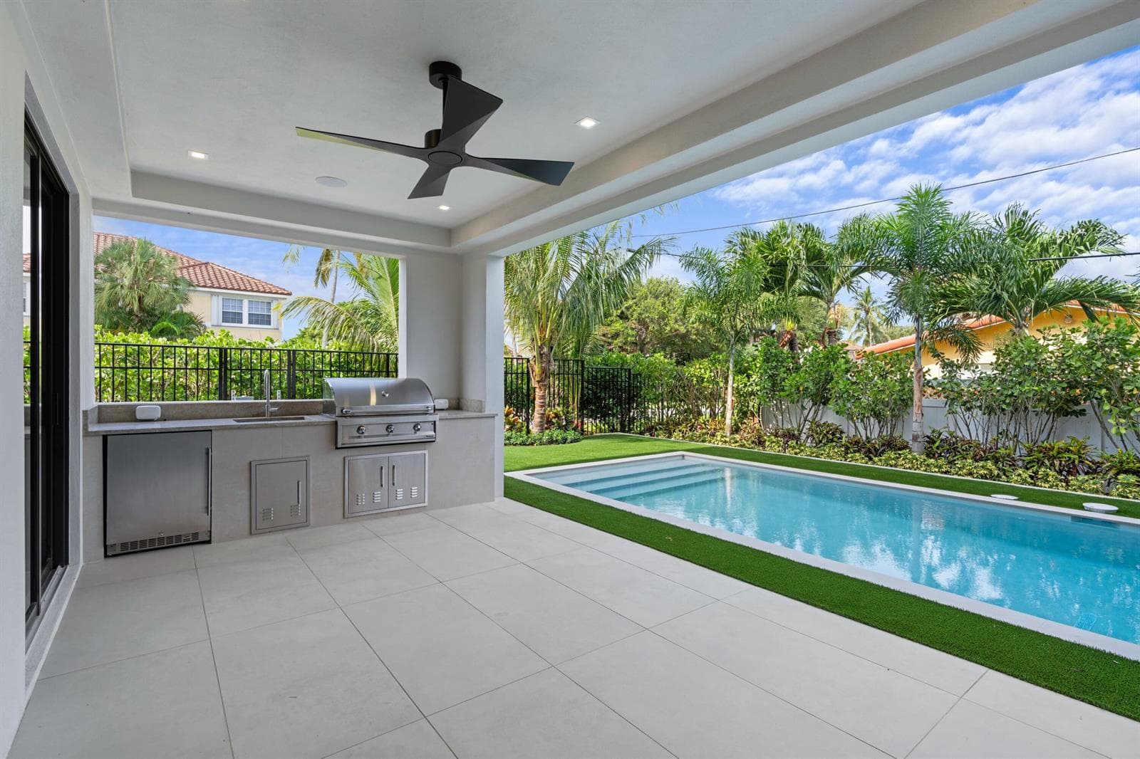Summer Kitchen