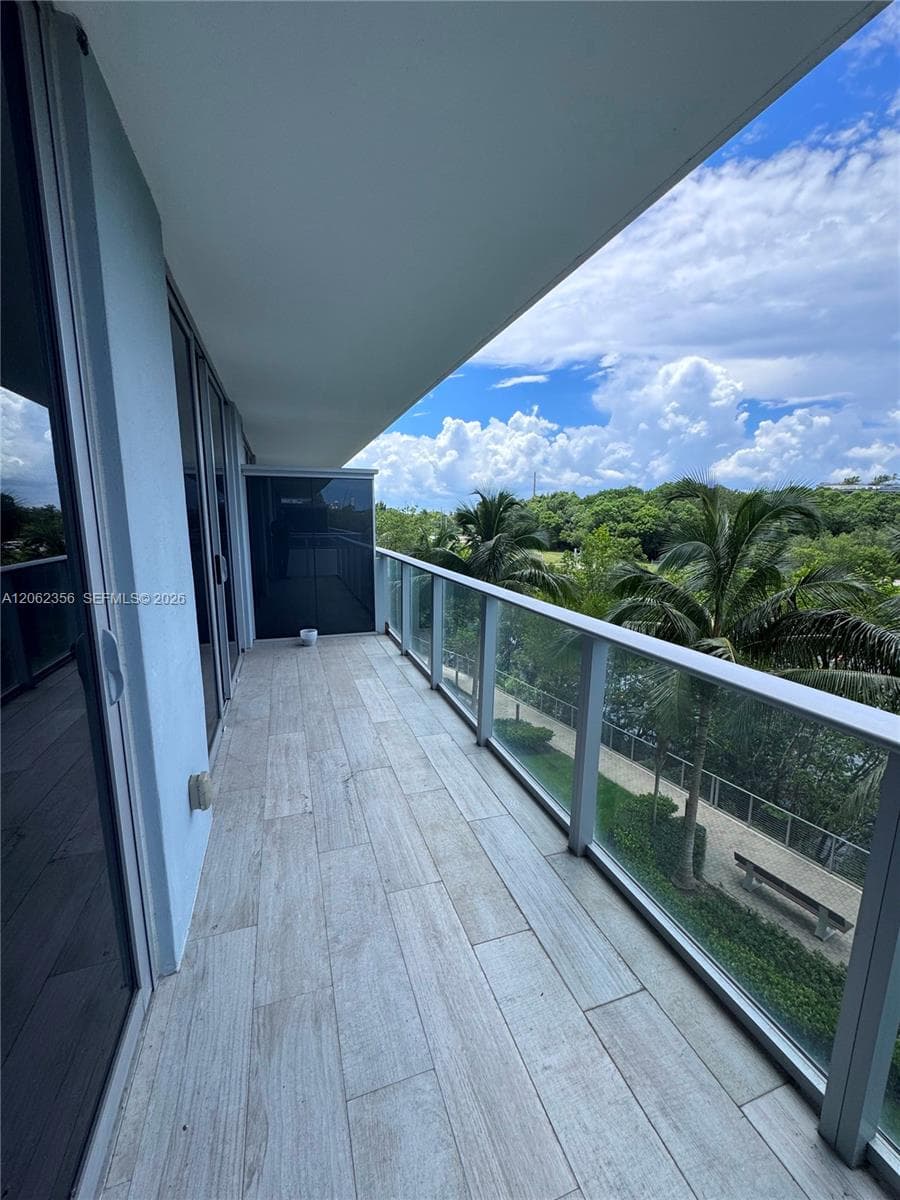 THE HARBOUR NORTH CONDO · #305 in North Miami Beach - Photo 2