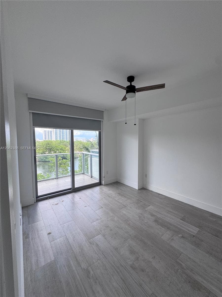 THE HARBOUR NORTH CONDO · #305 in North Miami Beach - Photo 16