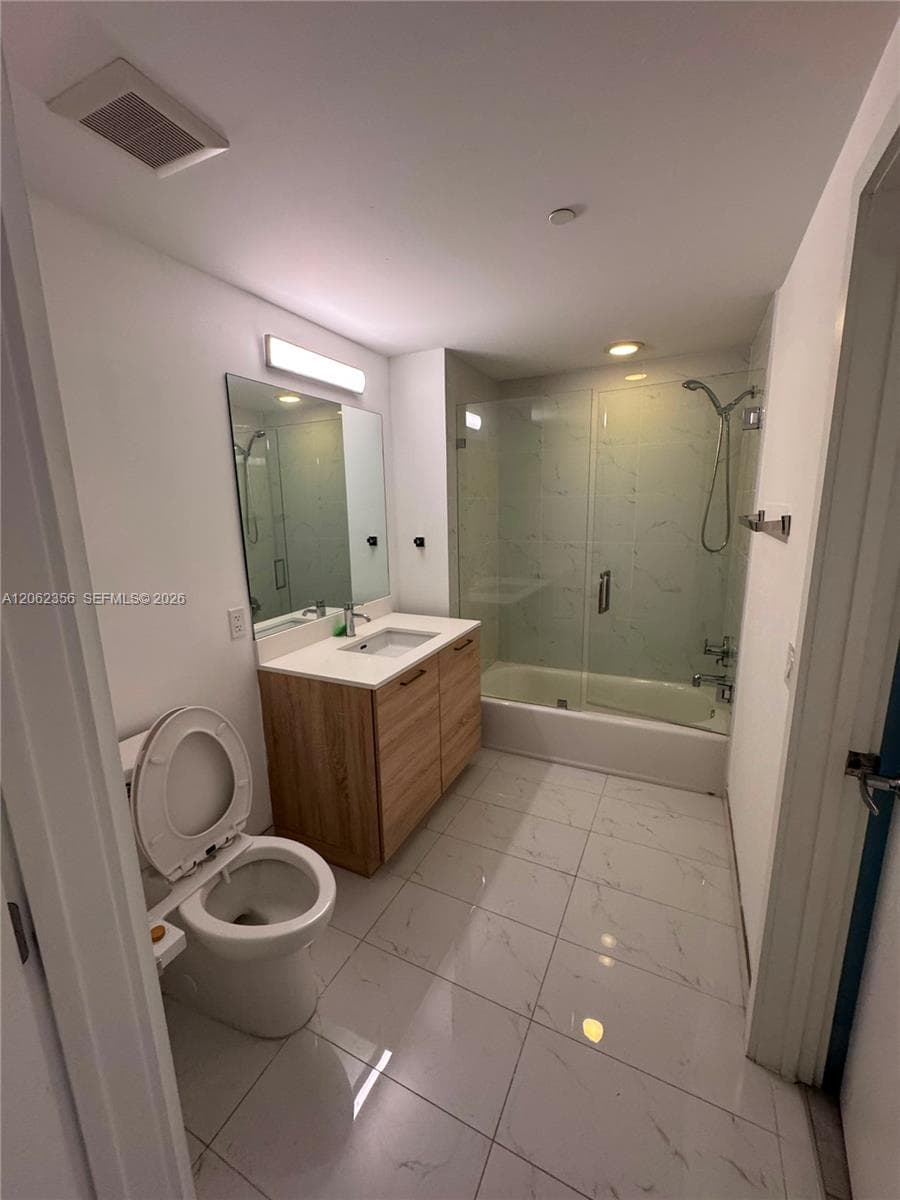 THE HARBOUR NORTH CONDO · #305 in North Miami Beach - Photo 24