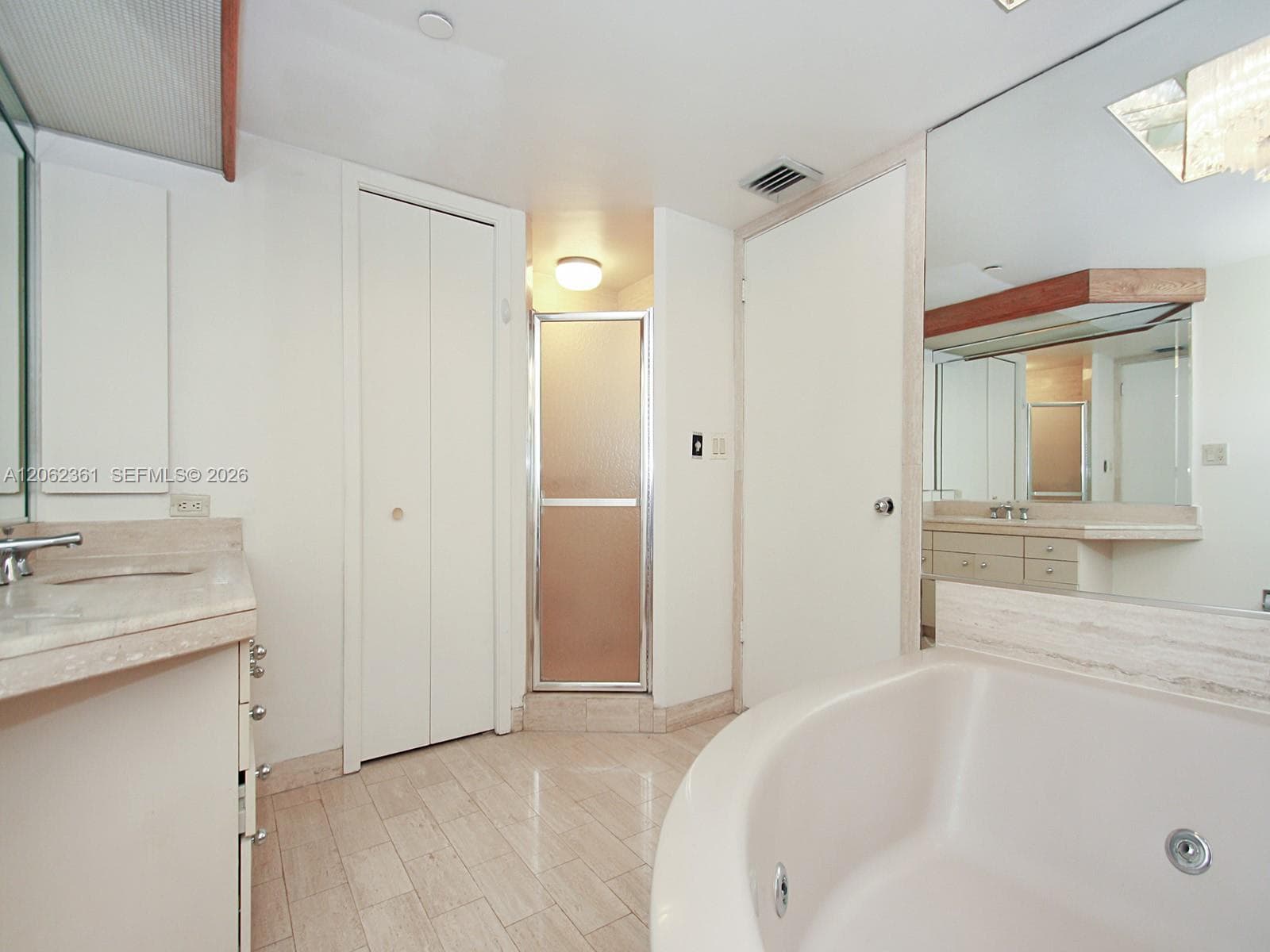 Primary Bathroom with tub & shower