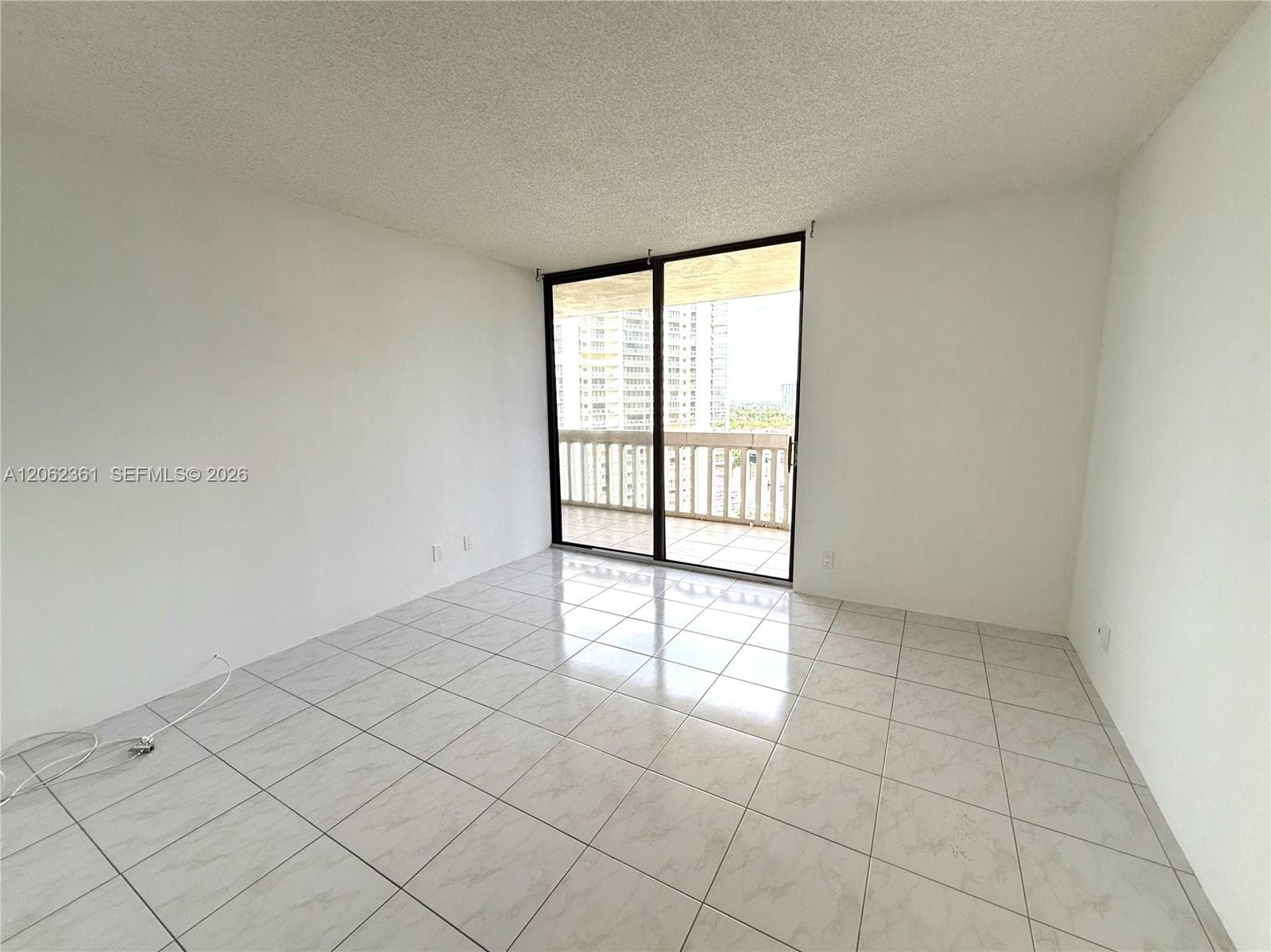 TURNBERRY TOWERS CONDO · #12C in Aventura - Photo 15
