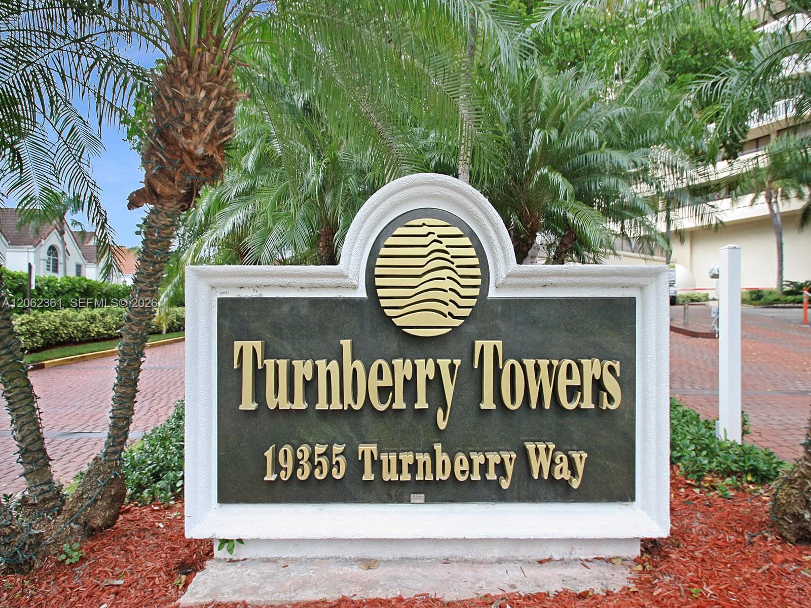 TURNBERRY TOWERS CONDO · #12C in Aventura - Photo 19