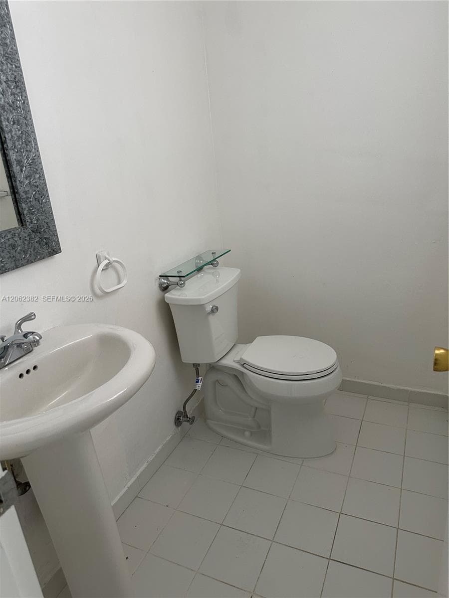 Key Biscayne VI Condo · #302 in Key Biscayne - Photo 6