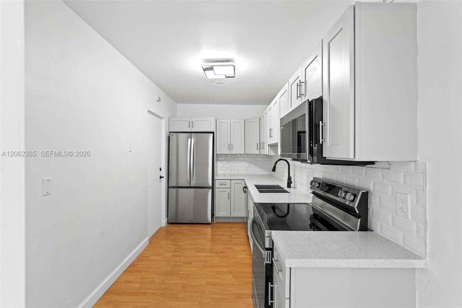 TREASURE BAY CLUB CONDO · #3D in North Bay Village - Photo 6