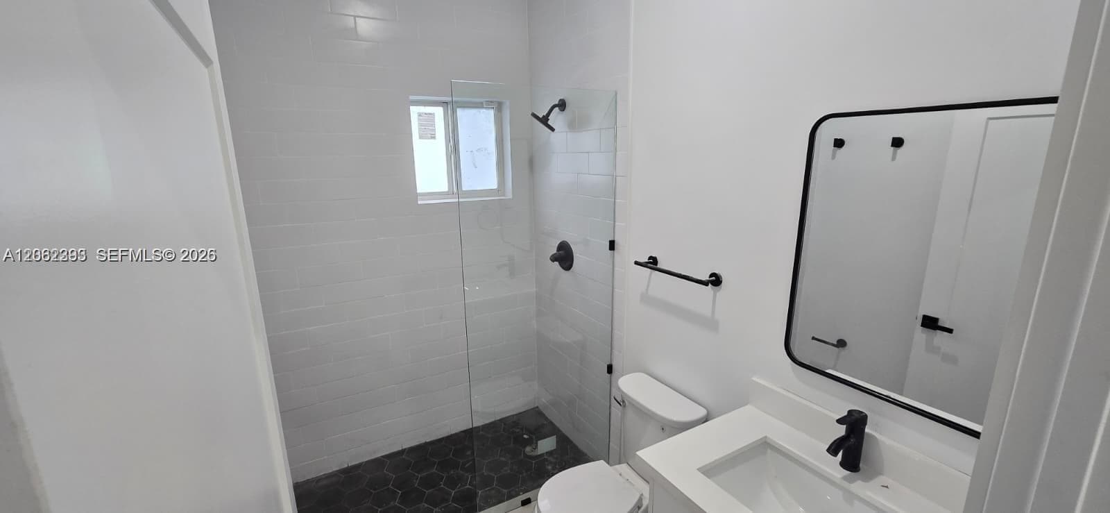 141 NW 11th St #0 photo 8