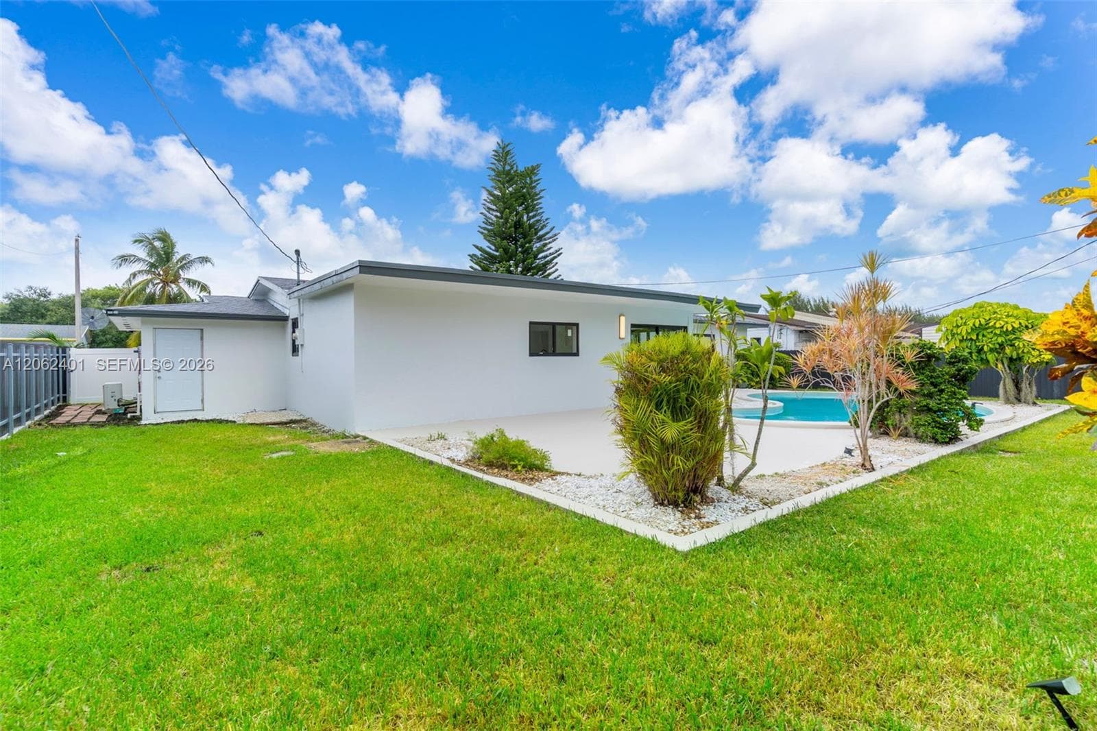 17630 SW 108th Ct photo 32