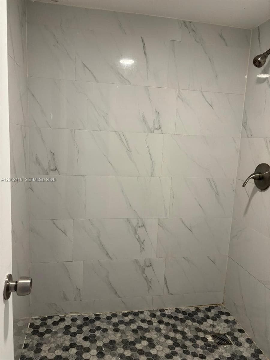 POINT SOUTH CONDO · #207 in Miami - Photo 2