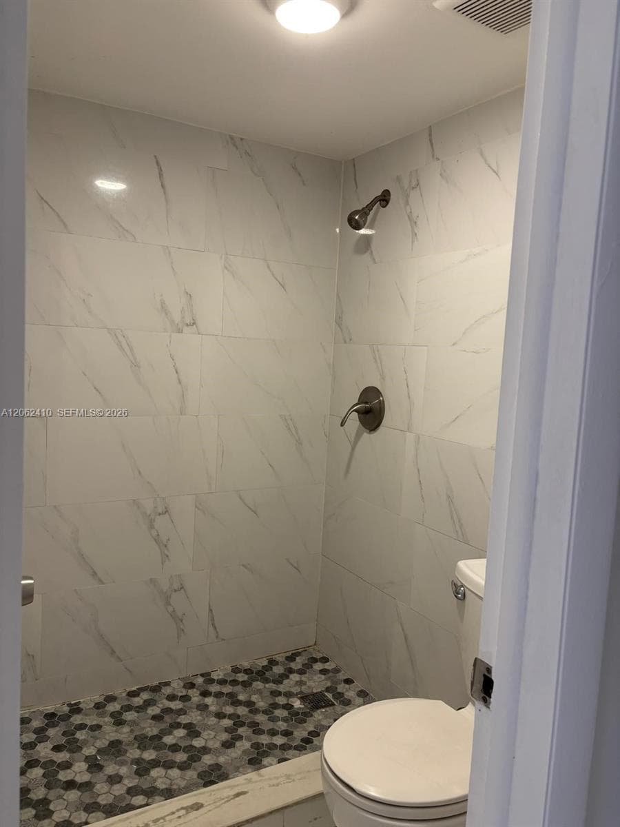 POINT SOUTH CONDO · #207 in Miami - Photo 3