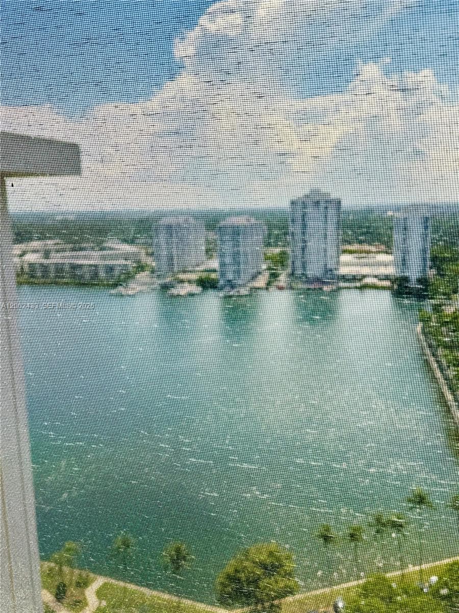 TOWER AT BISCAYNE COVE · #PH03 in Aventura - Photo 19