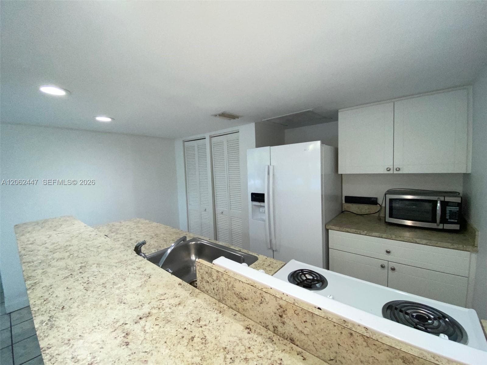 6414 E Miami Lakes Dr E #0 photo 6