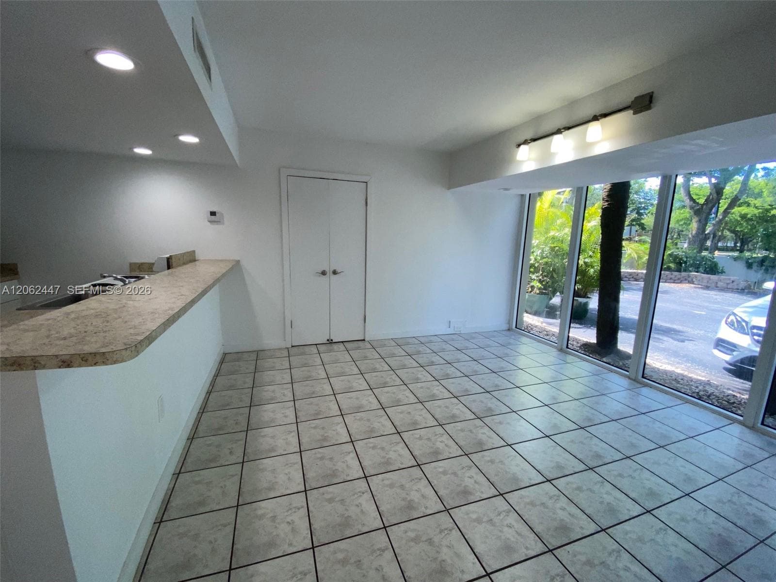 6414 E Miami Lakes Dr E #0 photo 4