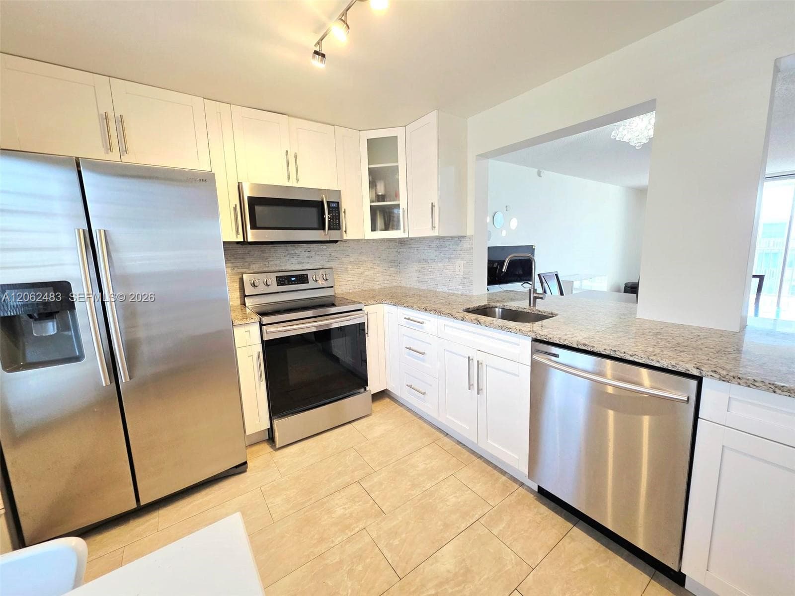 MEADOWBROOK TOWERS CONDO · #702 in Hallandale Beach - Photo 7