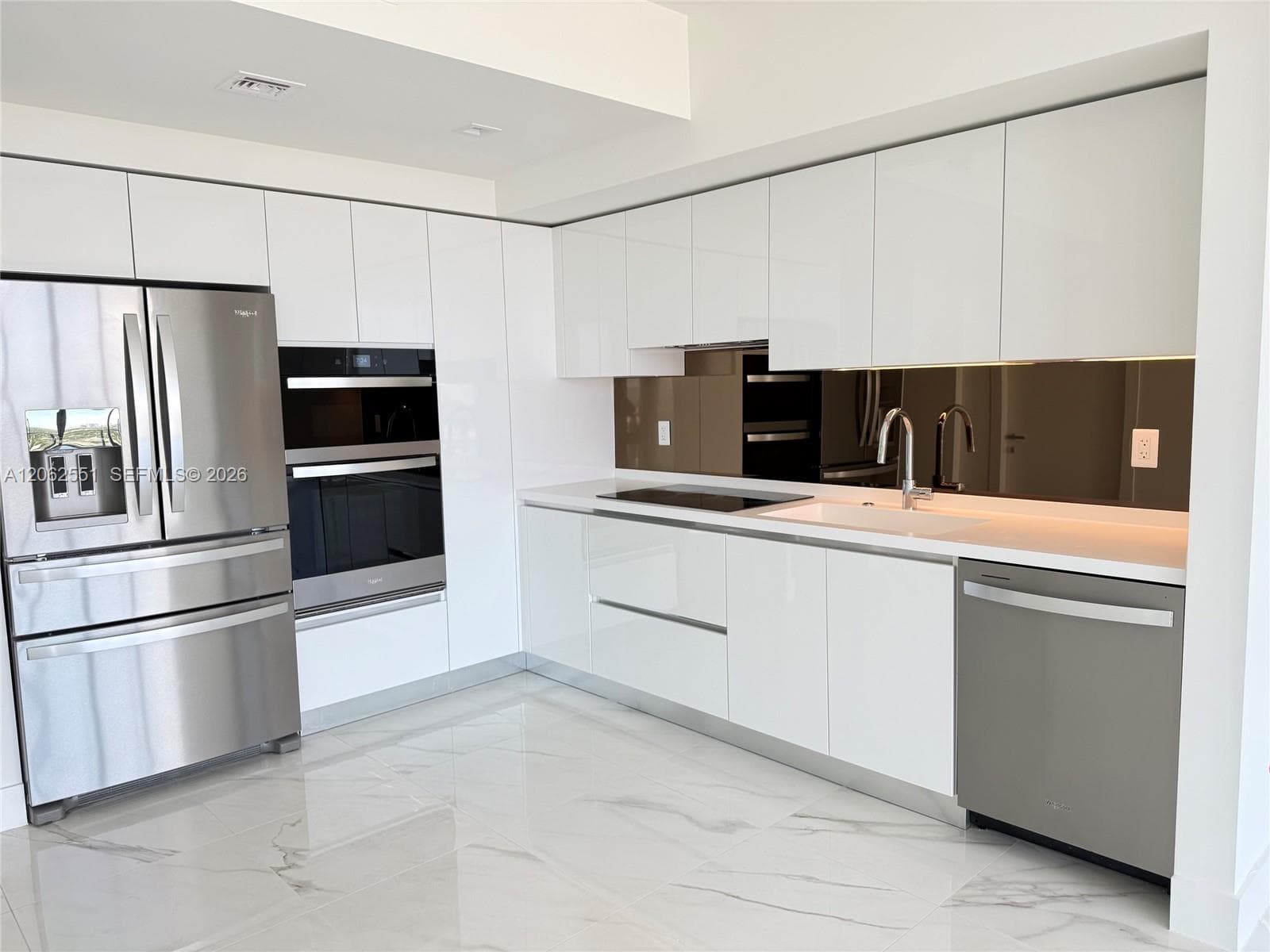 HALLANDALE OASIS · #1106 in Hallandale Beach - Photo 6