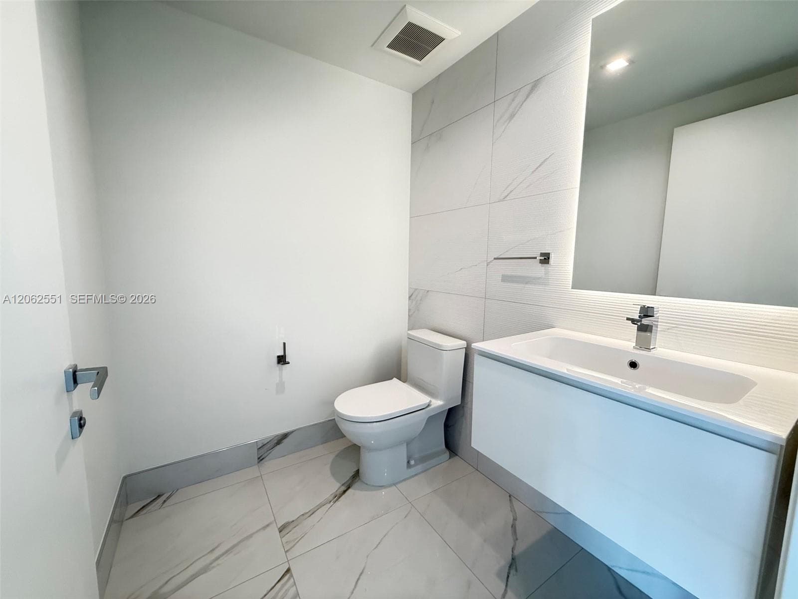 HALLANDALE OASIS · #1106 in Hallandale Beach - Photo 15