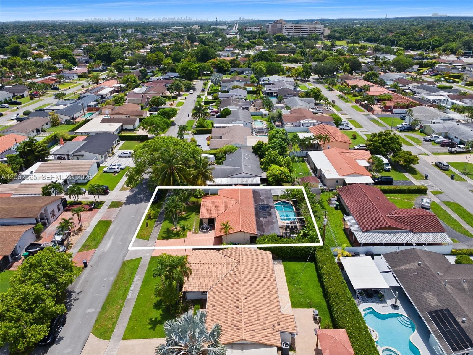 12330 SW 39th Ter photo 14
