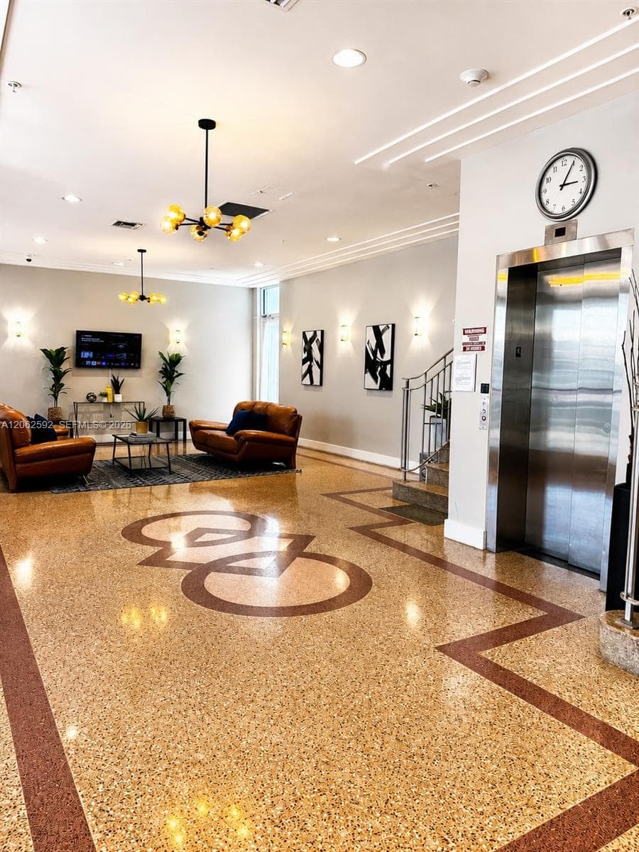 WELWORTH CONDO · #207 in Miami Beach - Photo 9
