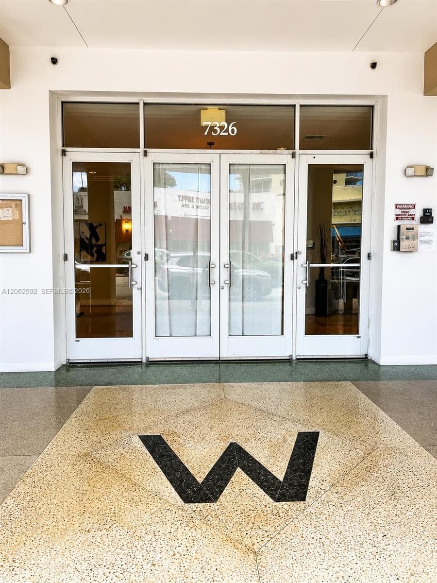 WELWORTH CONDO · #207 in Miami Beach - Photo 8