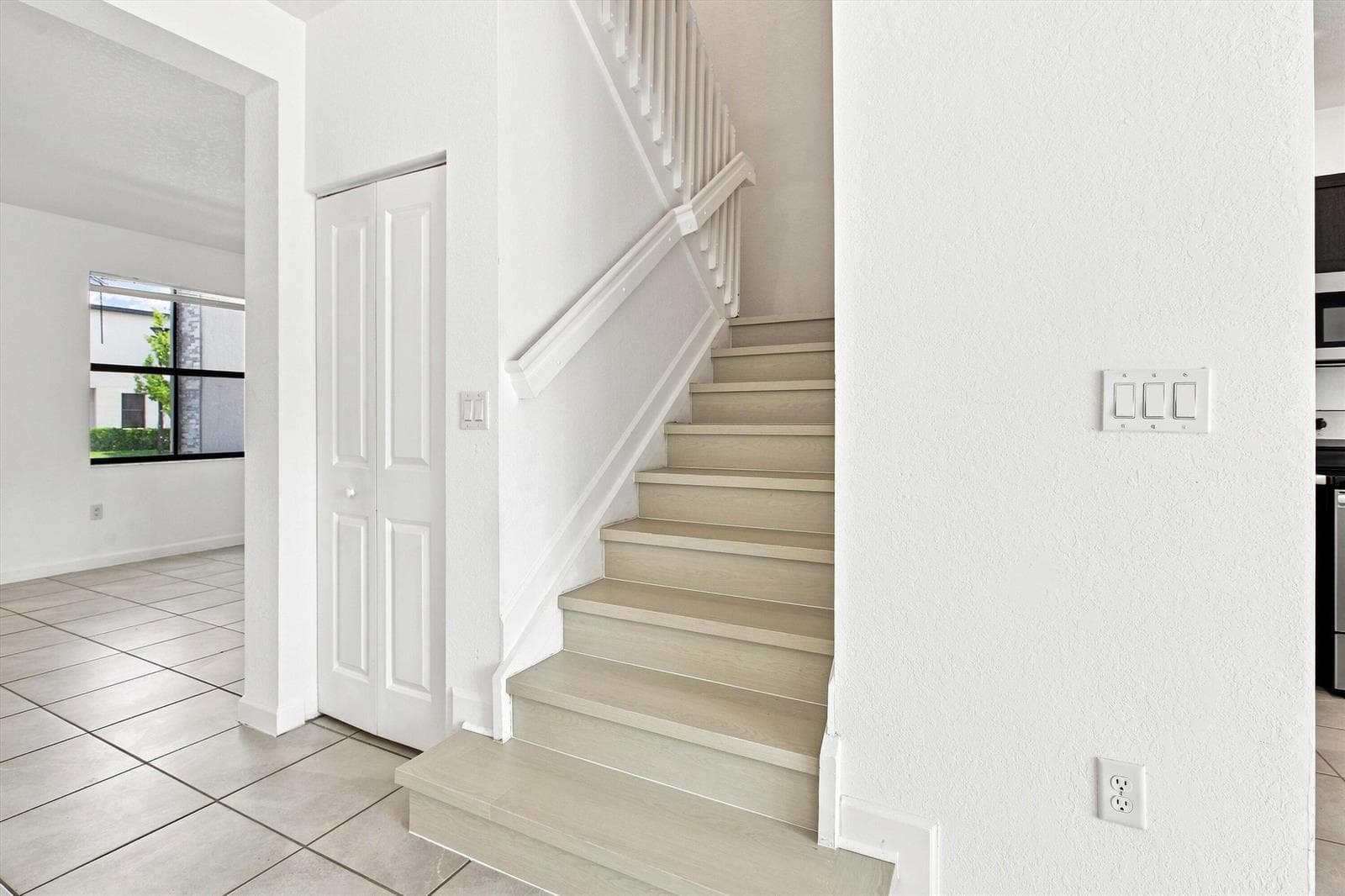 15-Property Photo 015