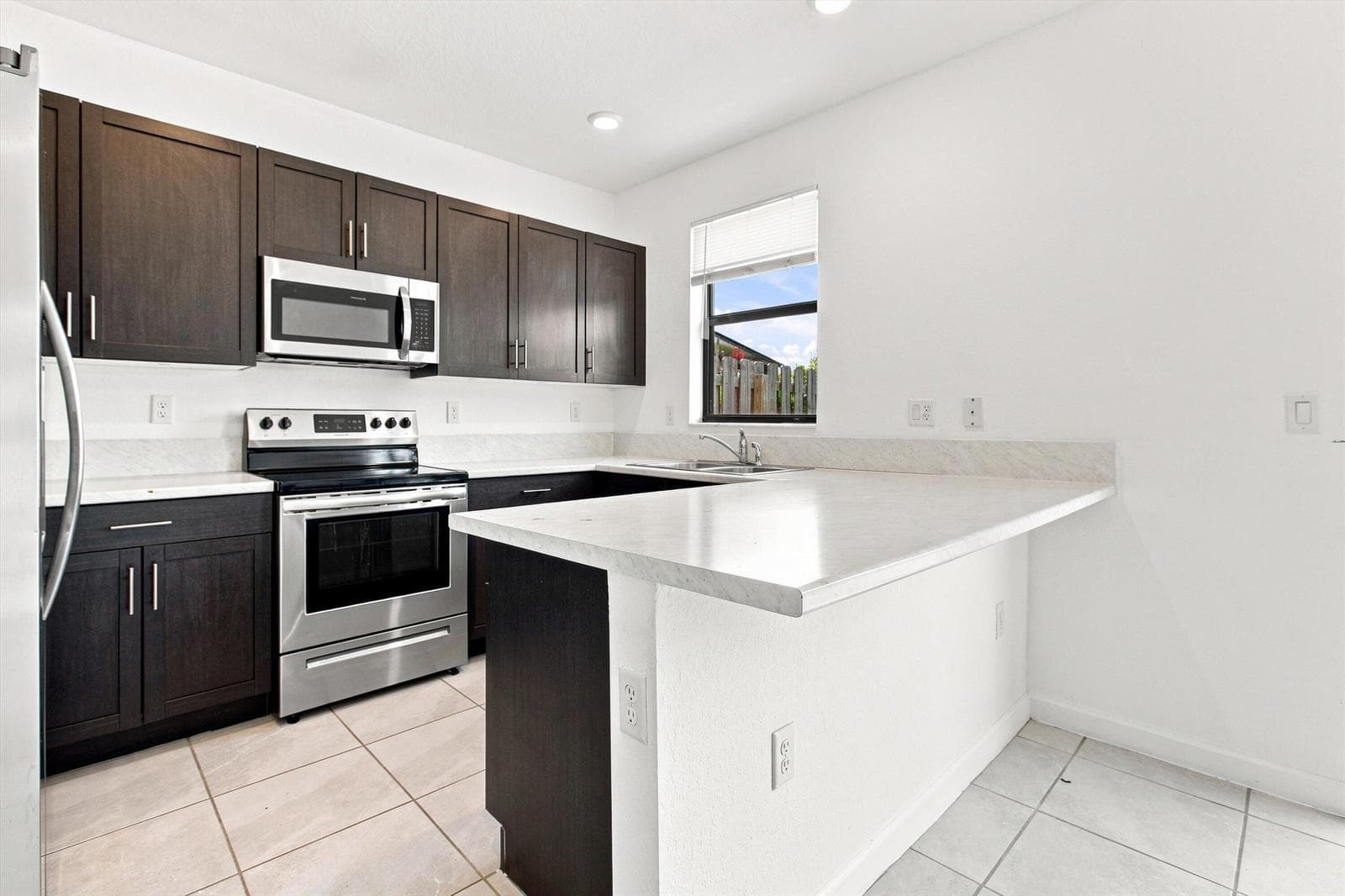 12-Property Photo 012