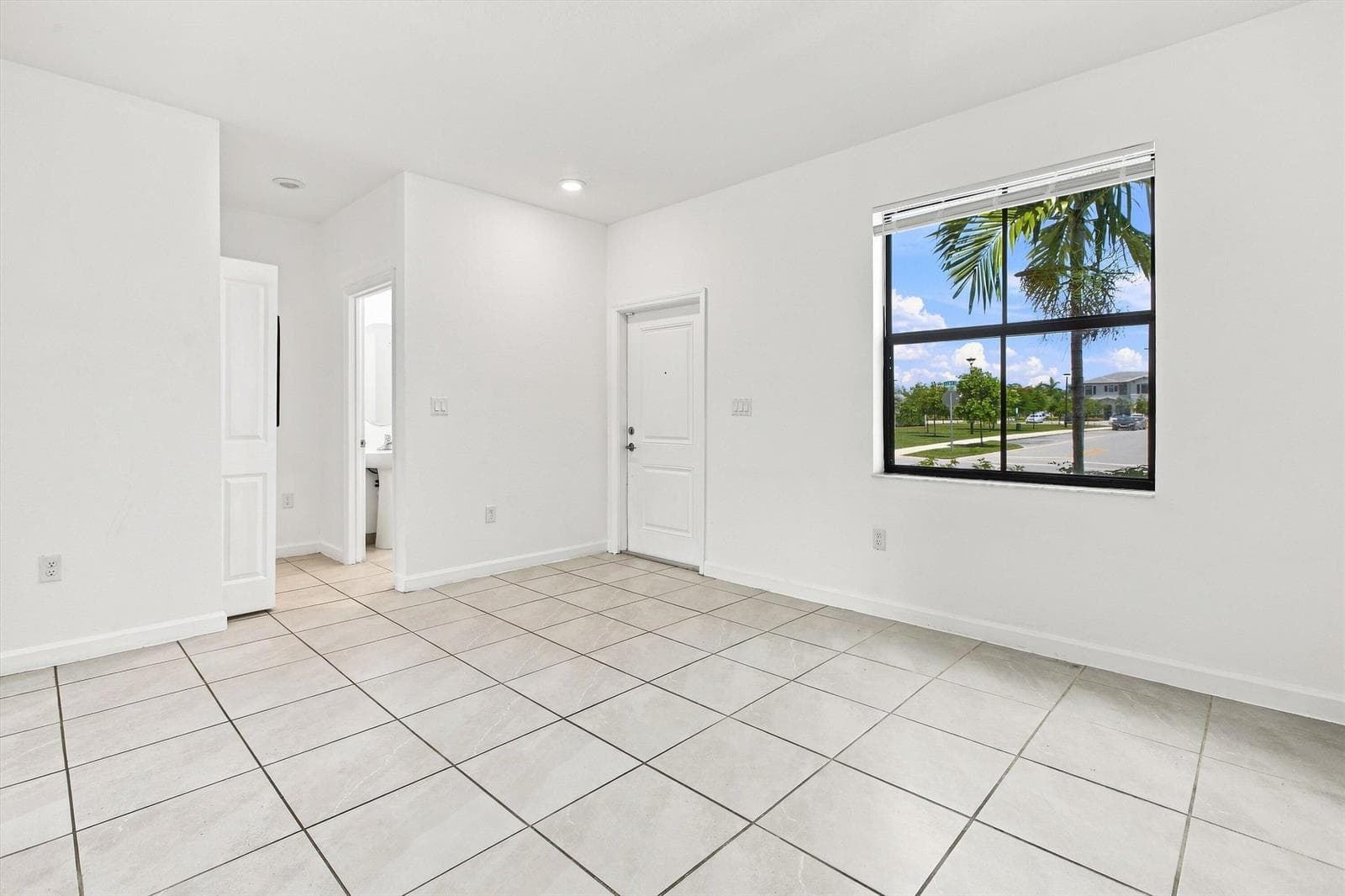 06-Property Photo 006