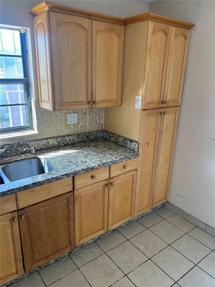 15253 SW 56th Ter photo 7