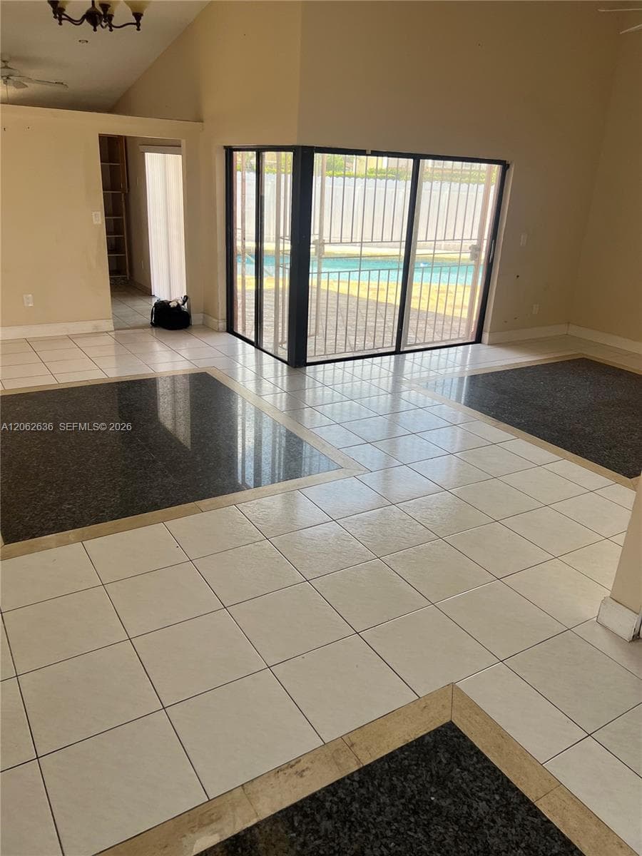 15253 SW 56th Ter photo 3