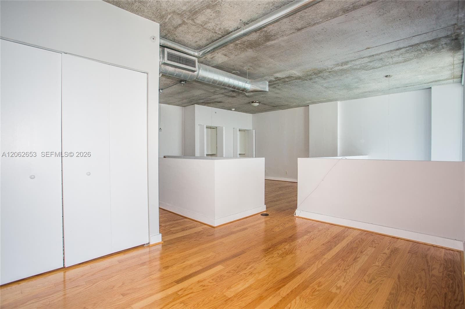 NEO VERTIKA CONDO · #PHI20 in Miami - Photo 6