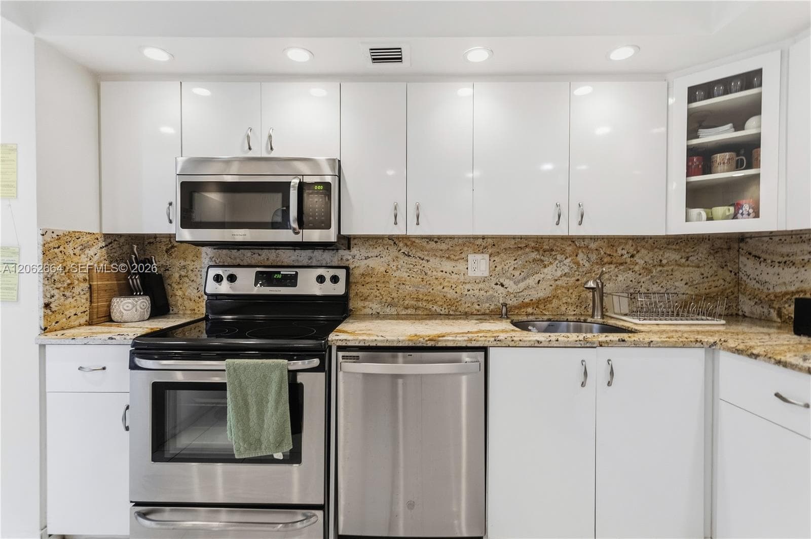 Parker Plaza · #2223 in Hallandale Beach - Photo 27