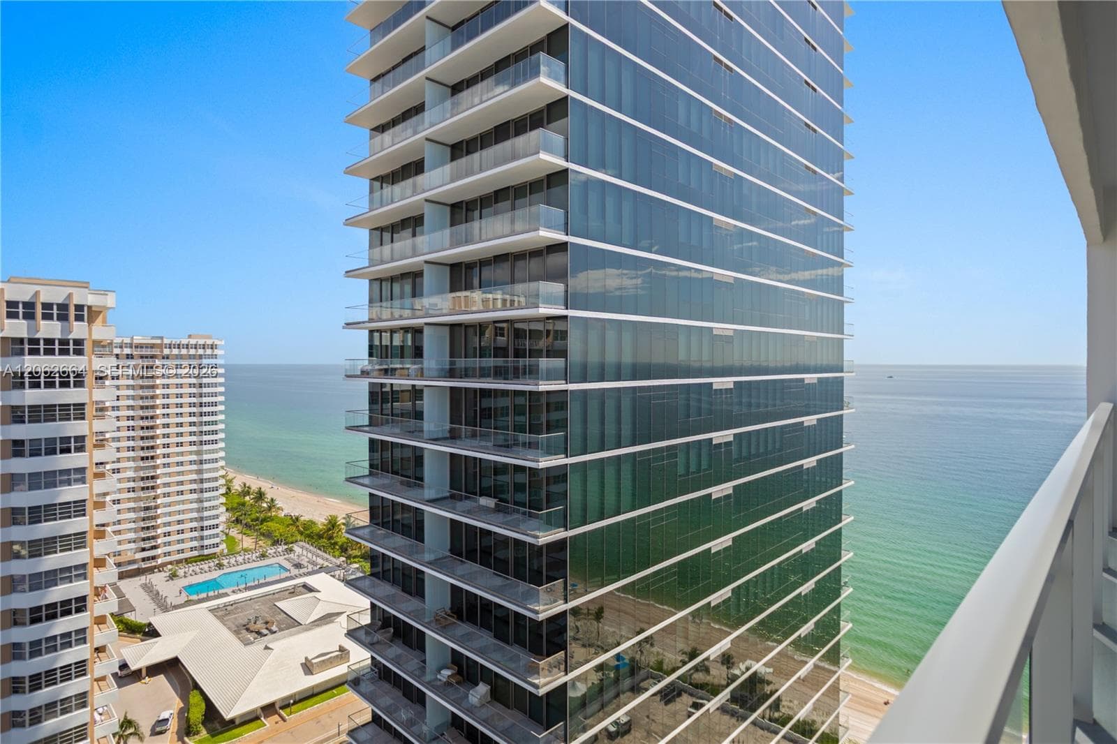 Parker Plaza · #2223 in Hallandale Beach - Photo 12