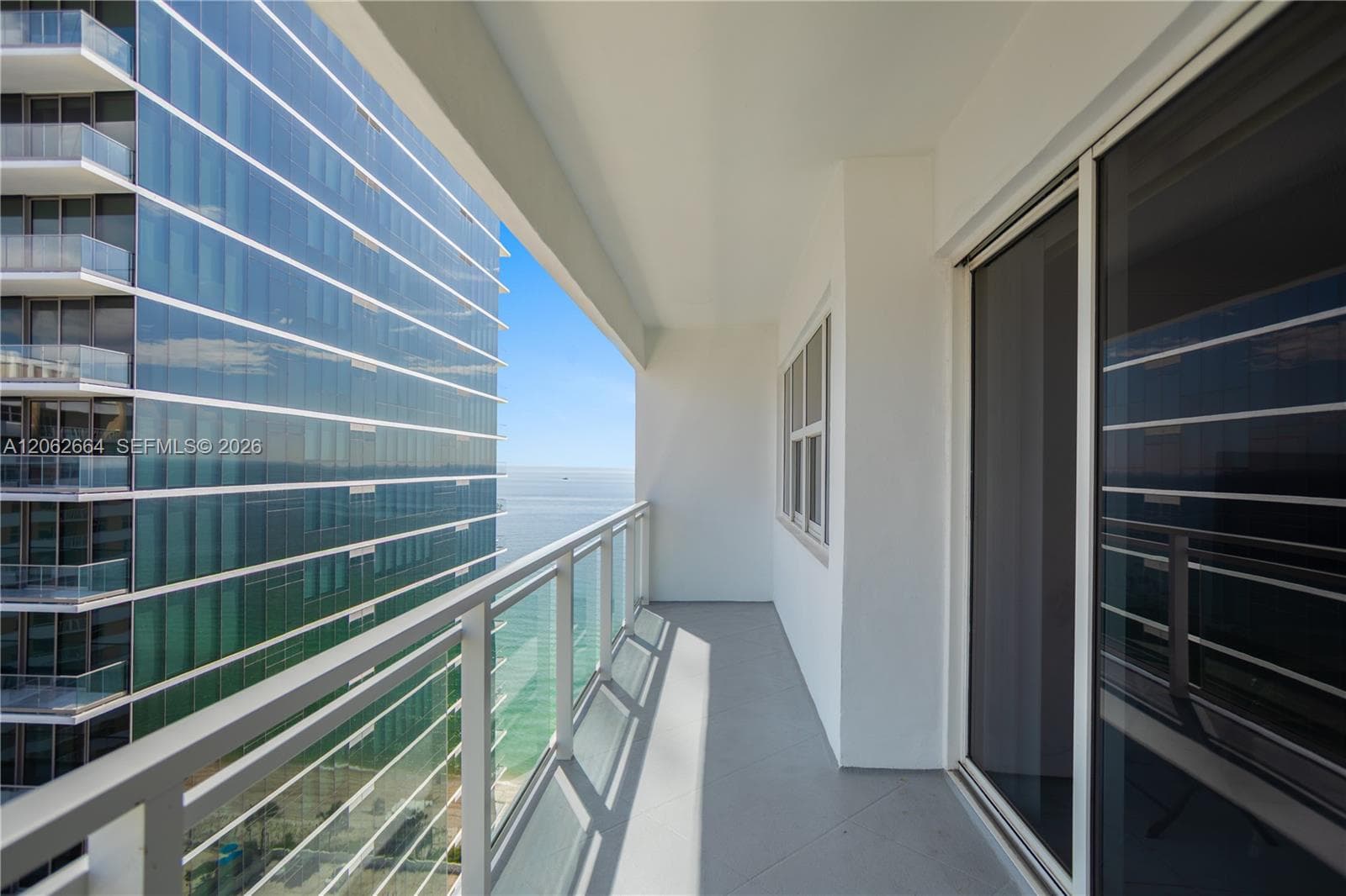 Parker Plaza · #2223 in Hallandale Beach - Photo 9