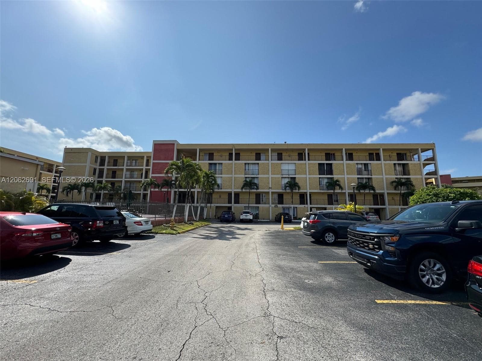 Parkwood Condominium · #204 in Miami - Photo 2