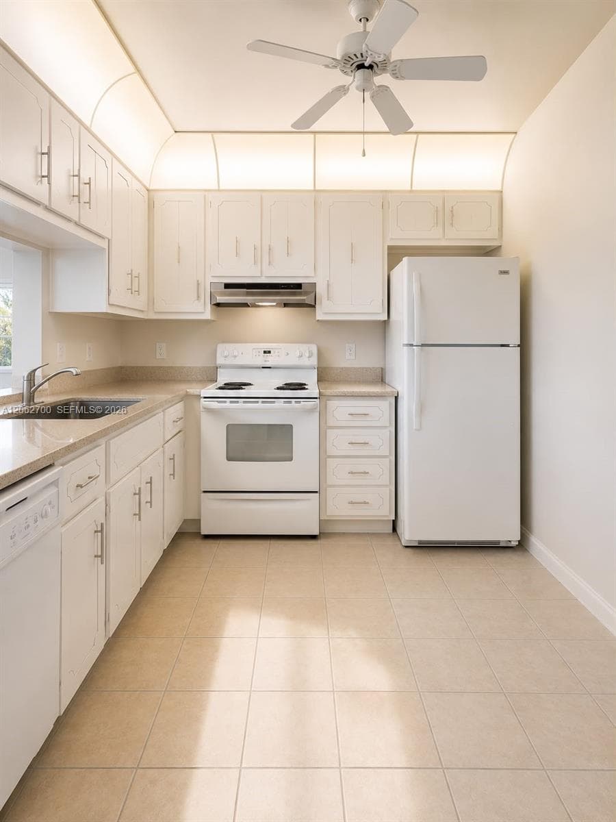 CAPRI GARDENS CONDO · #A310 in North Miami - Photo 5