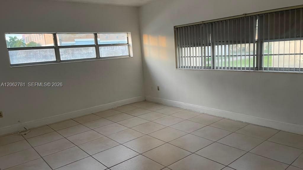 SUTTON HOUSE CONDO · #1 in North Miami - Photo 5