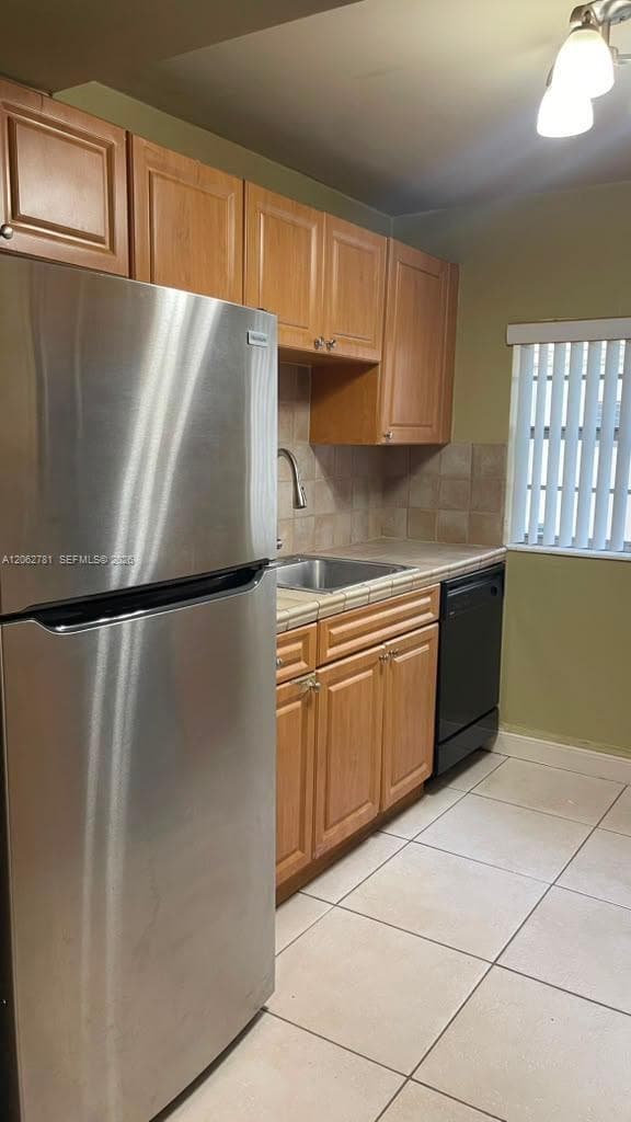 SUTTON HOUSE CONDO · #1 in North Miami - Photo 9