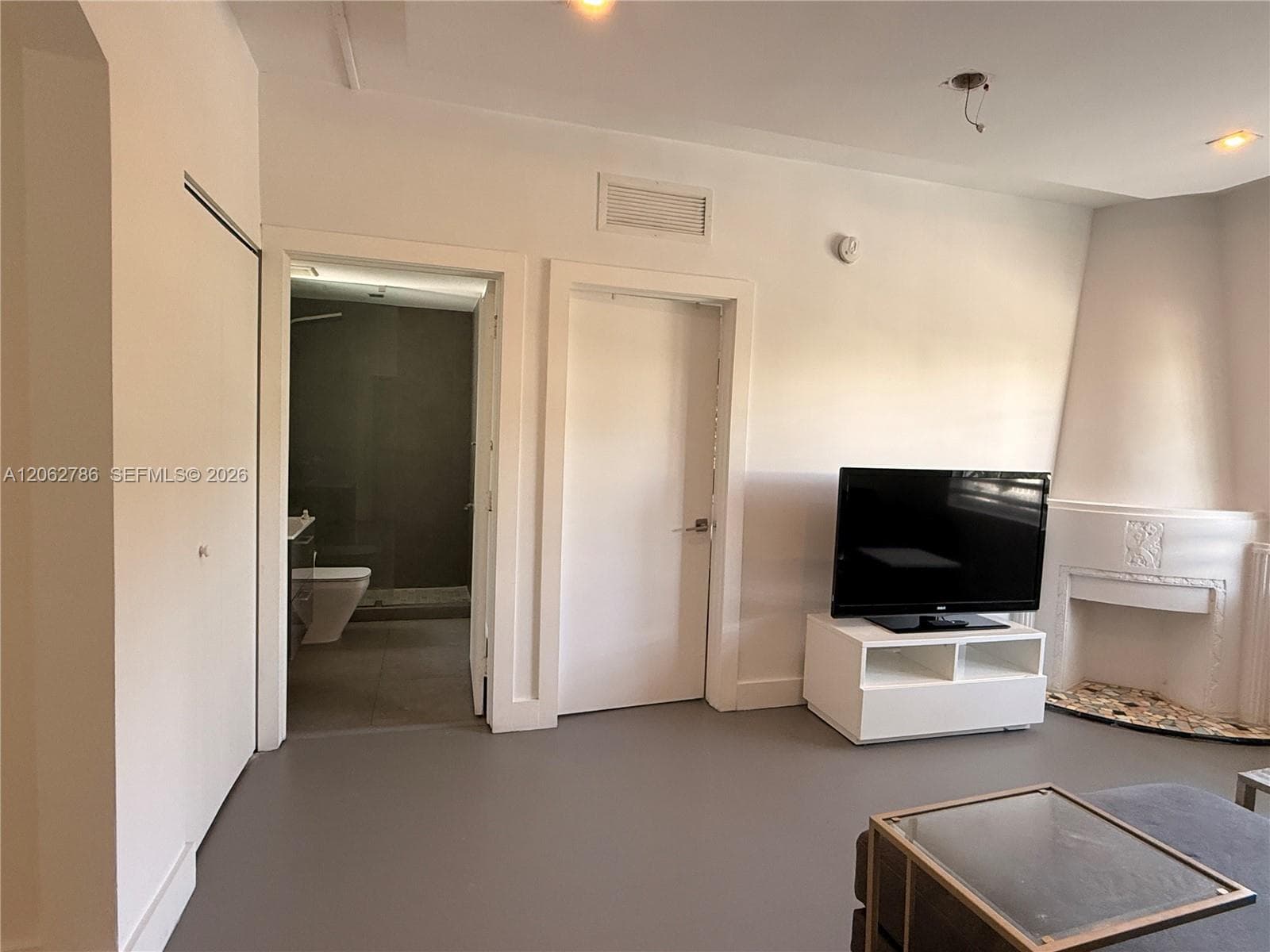 THE MORRISON CONDO · #6 in Miami Beach - Photo 3