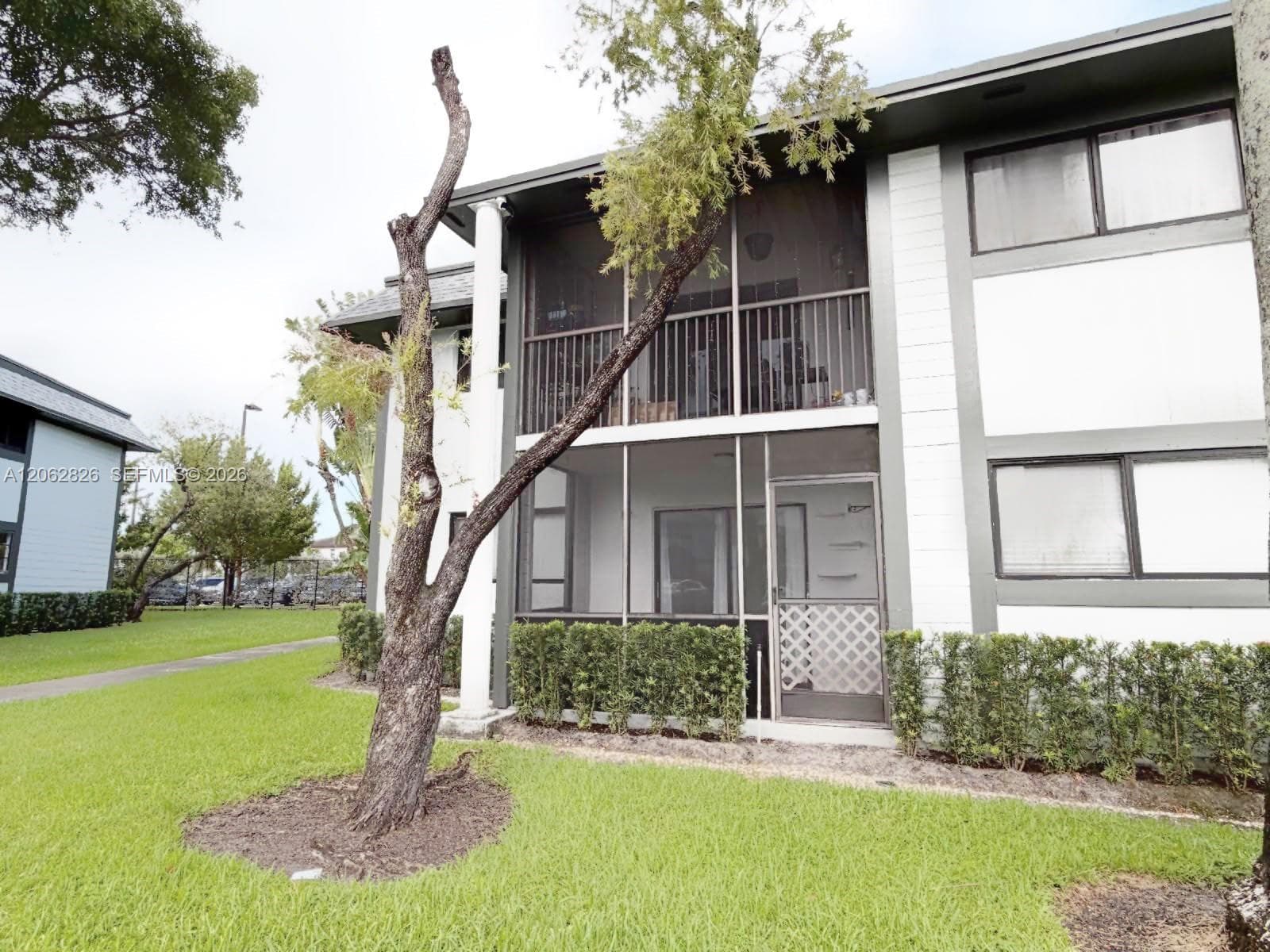 CARMEL LAKES CONDO NO 7 · #101 in Miami - Photo 14