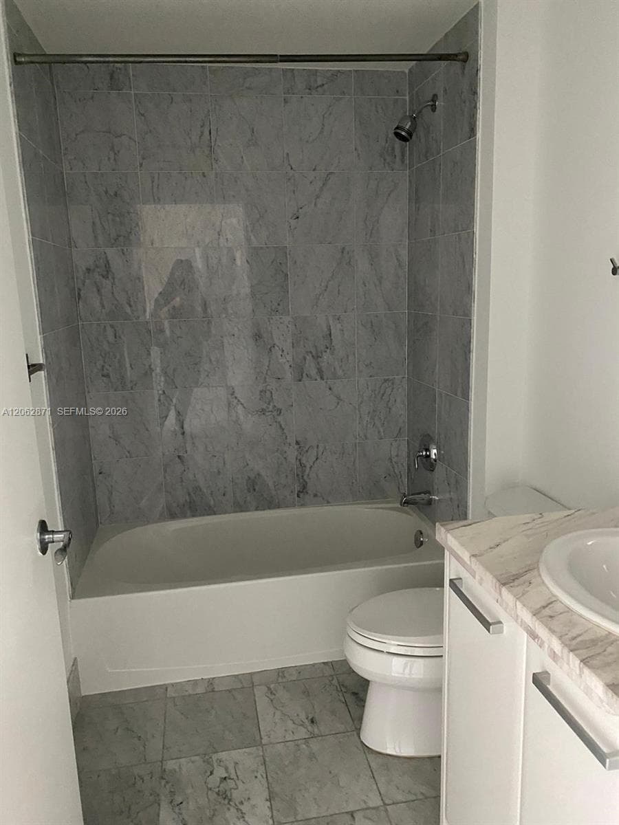Vizcayne North · #202 in Miami - Photo 15