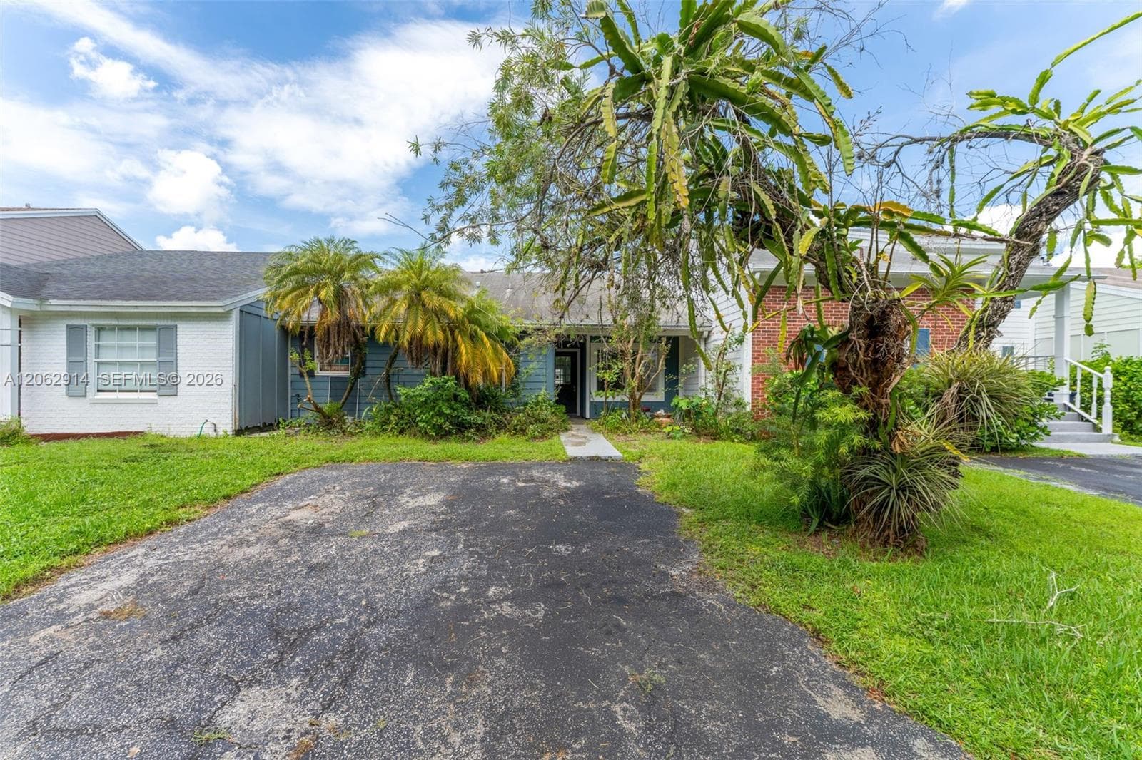 14414 SW 142nd Ct photo 8