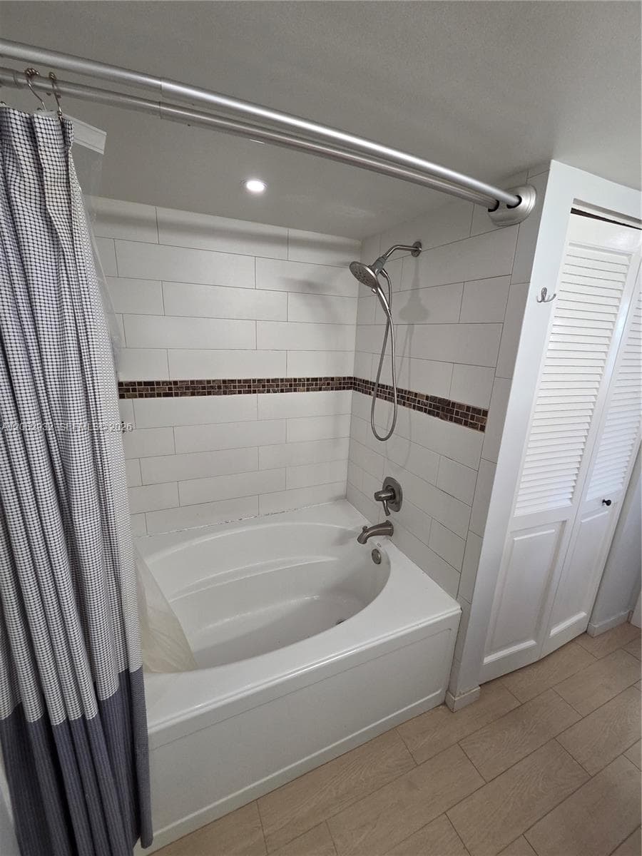 200 LESLIE CONDO · #1029 in Hallandale Beach - Photo 16