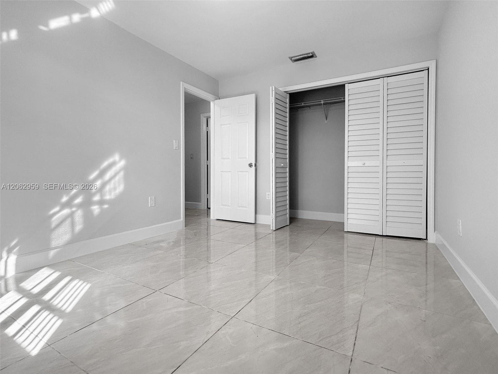 13925 SW 26th Ter photo 27