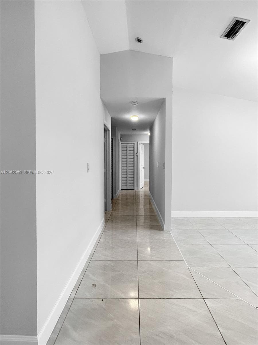 13925 SW 26th Ter photo 12