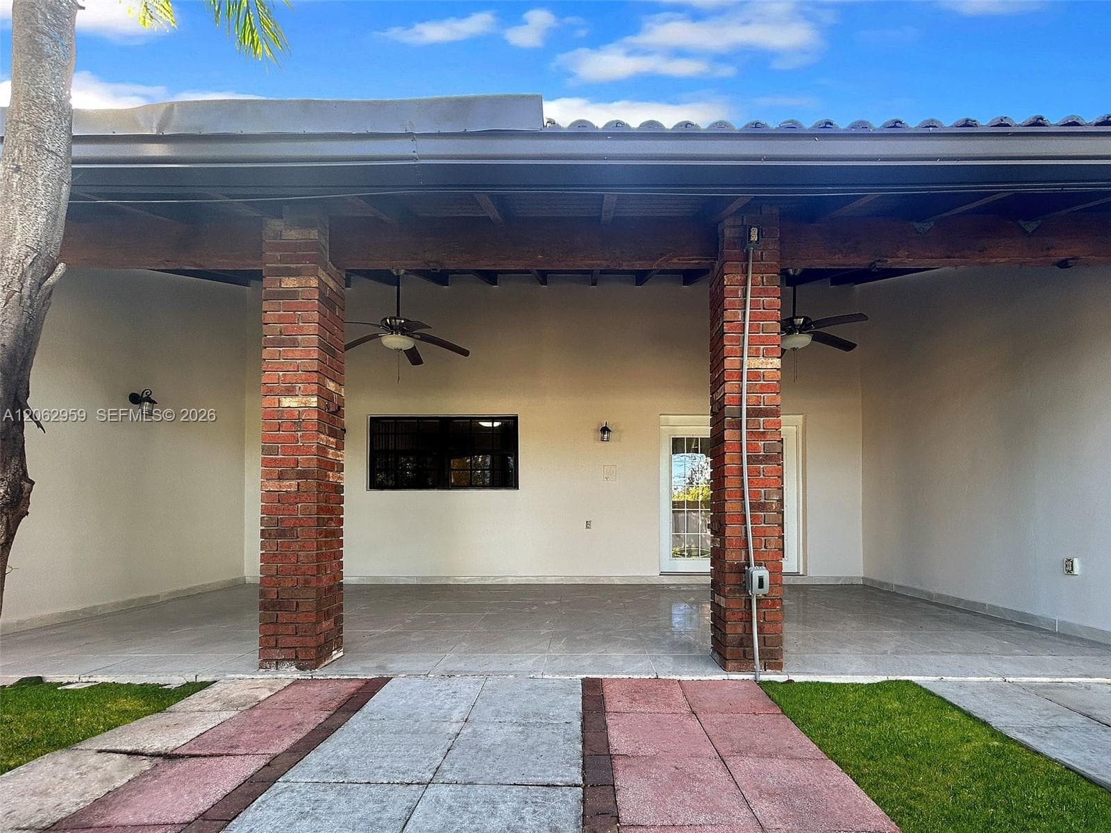 13925 SW 26th Ter photo 7