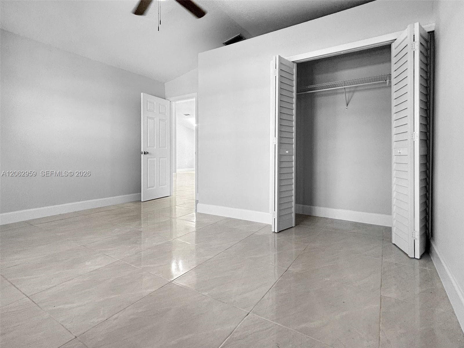 13925 SW 26th Ter photo 14